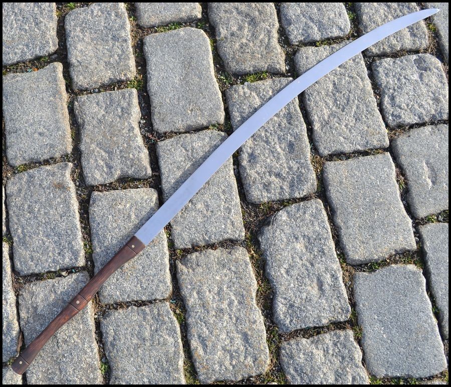 Falx Dacian Sierp, oburęczny broń