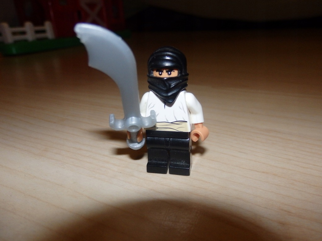 Lego indiana jones Cairo Thug figurka 7195