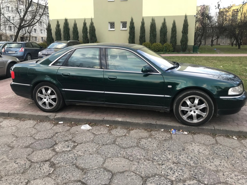 Audi a8 d2 1999r 4,2 b.dobry stan