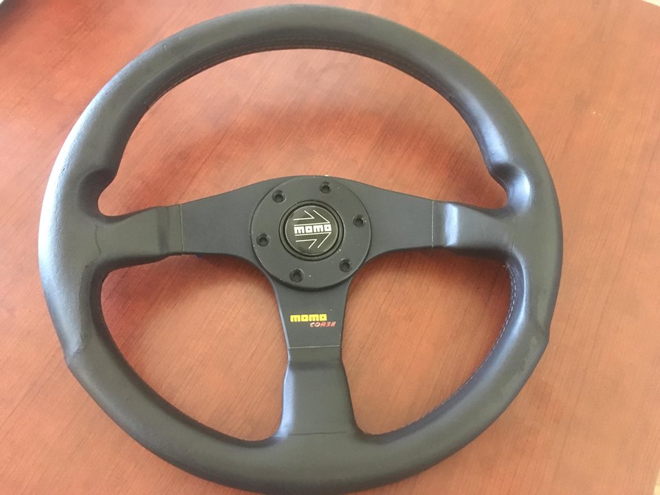 パーツ MOMO CORSE 350mm MOMO Corse 2.0 Steering Wheel - Black Leather Black Spokes 350mm