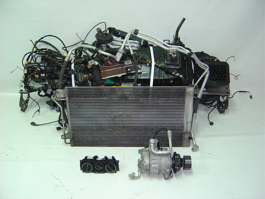 VW T5 - KOMPLET KOMPLETNA KLIMATYZACJA - 2.5 TDI