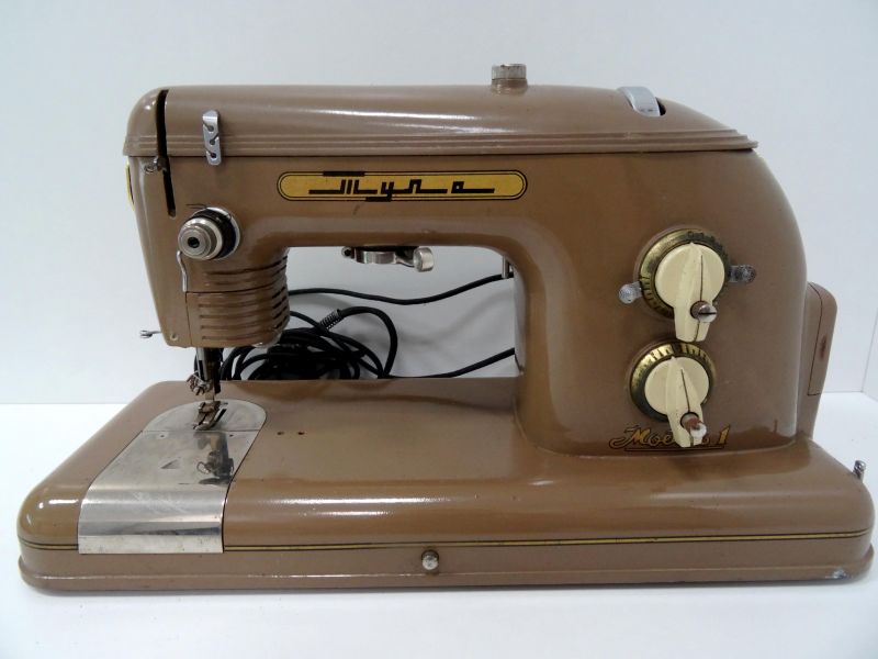 MASZYNA DO SZYCIA TULA MODEL 1, 1959R.