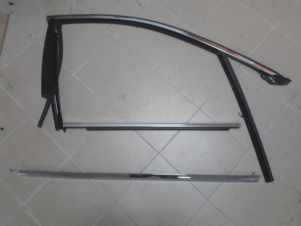 BMW G11 LISTWY DRZWIOWE CHROM - 7162214639 - oficjalne archiwum Allegro