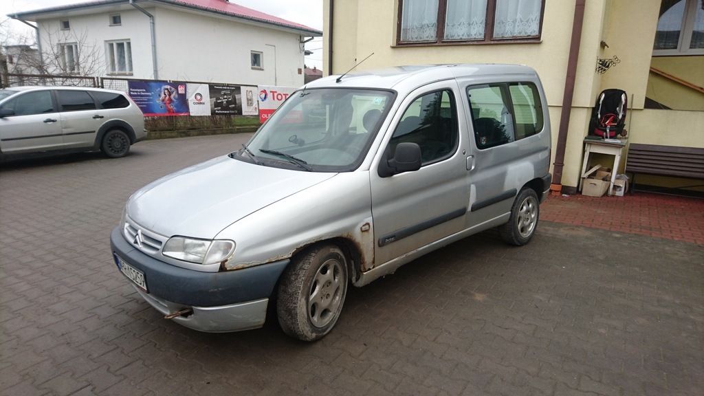 Citroen berlingo 2.0 hdi 02' uszkodzony silnik