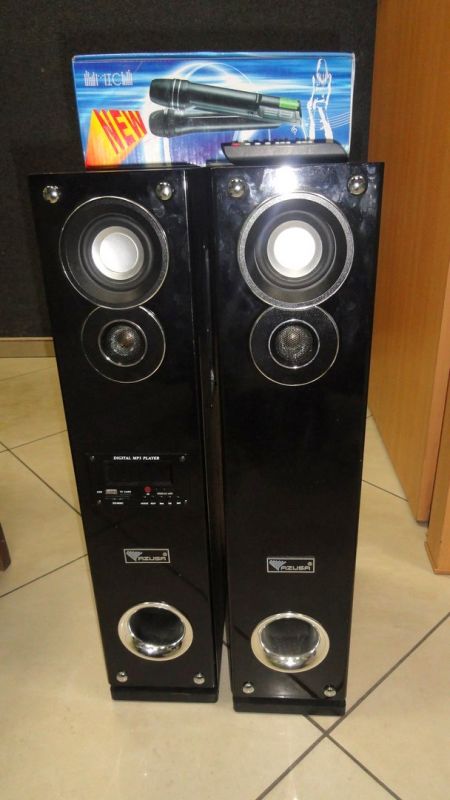 KOLUMNY Z ODTWARZACZEM MP3, KARAOKE AZUSA URZ3396