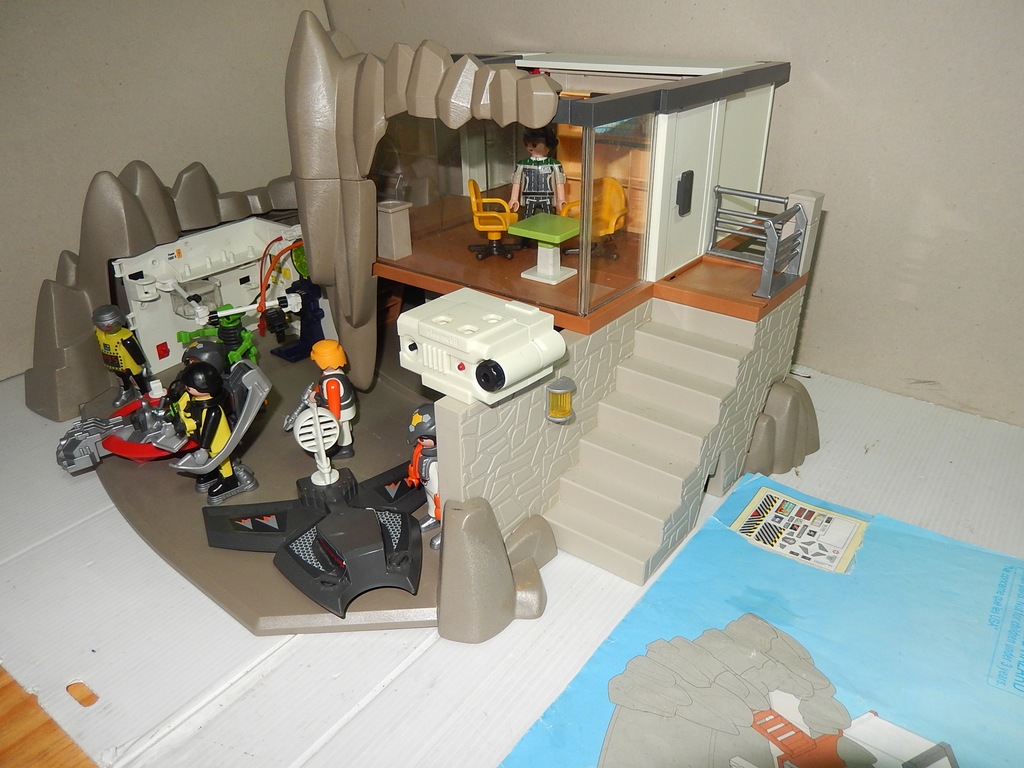 KLOCKI PLAYMOBIL BAZA AGENTÓW