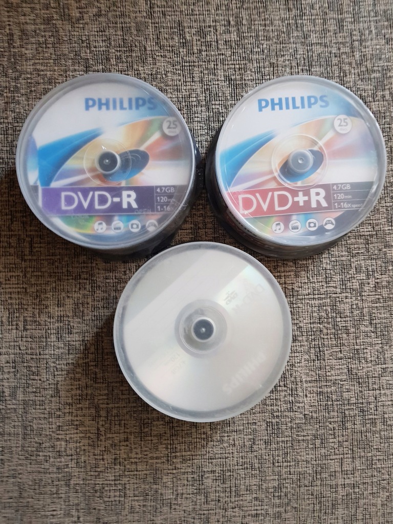 Płyty DVD 3 opakowania łącznie 72 sztuki.