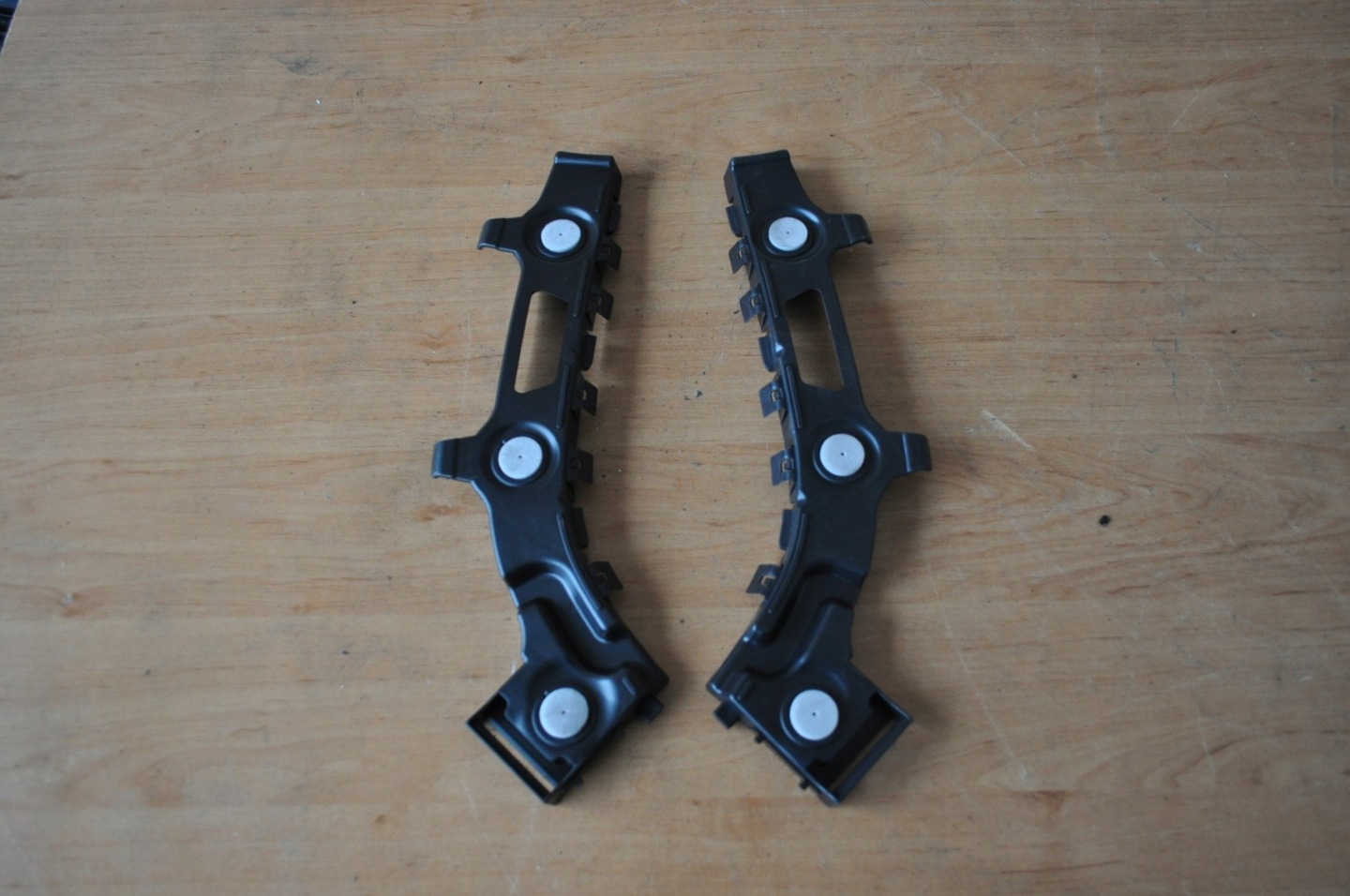 OPEL ZAFIRA B bumper bracket rear part left right