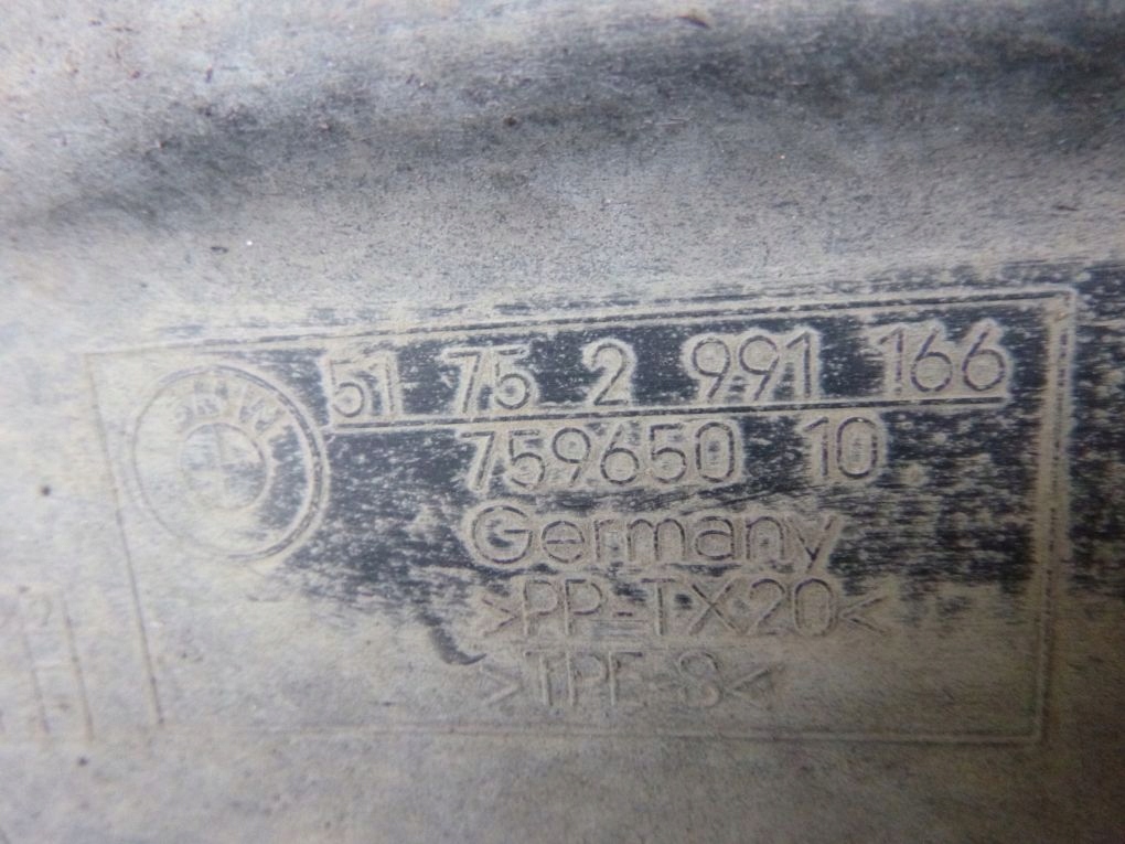 BMW X1 E84 BODEN BLENDE ABDECKUNG UNTERFAHRSCHUTZ ABDECKUNG RECHTS