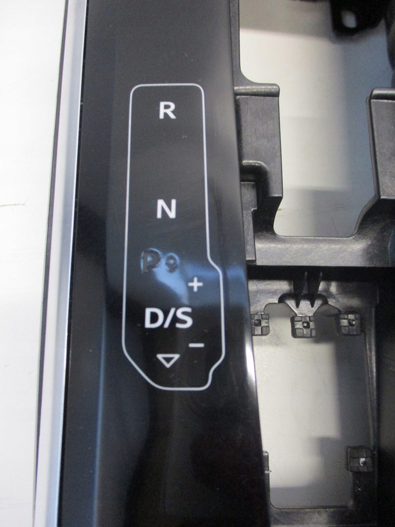 cap for TUNEL AUDI A8 4N0 LONG