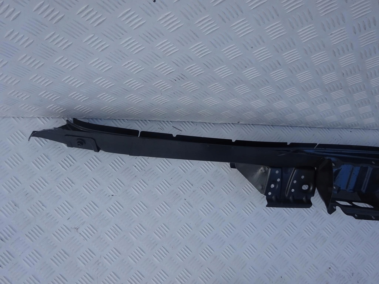 VW CADDY FARTUCH side pillar 2K5810893
