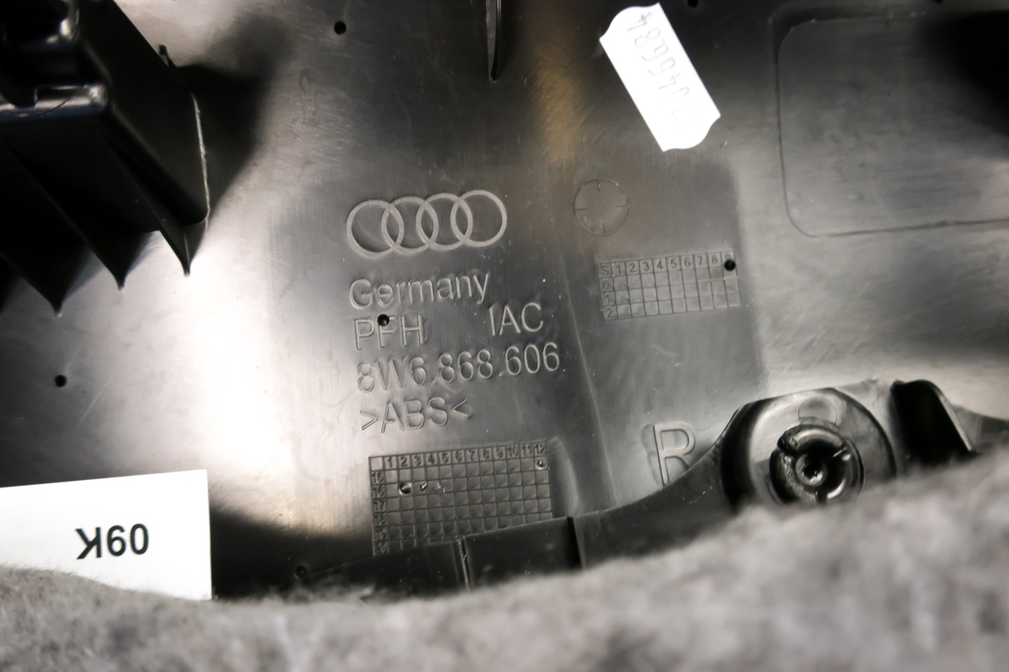 tapacír vnitra pravá záď Audi A5 S5 8W6 Coupe