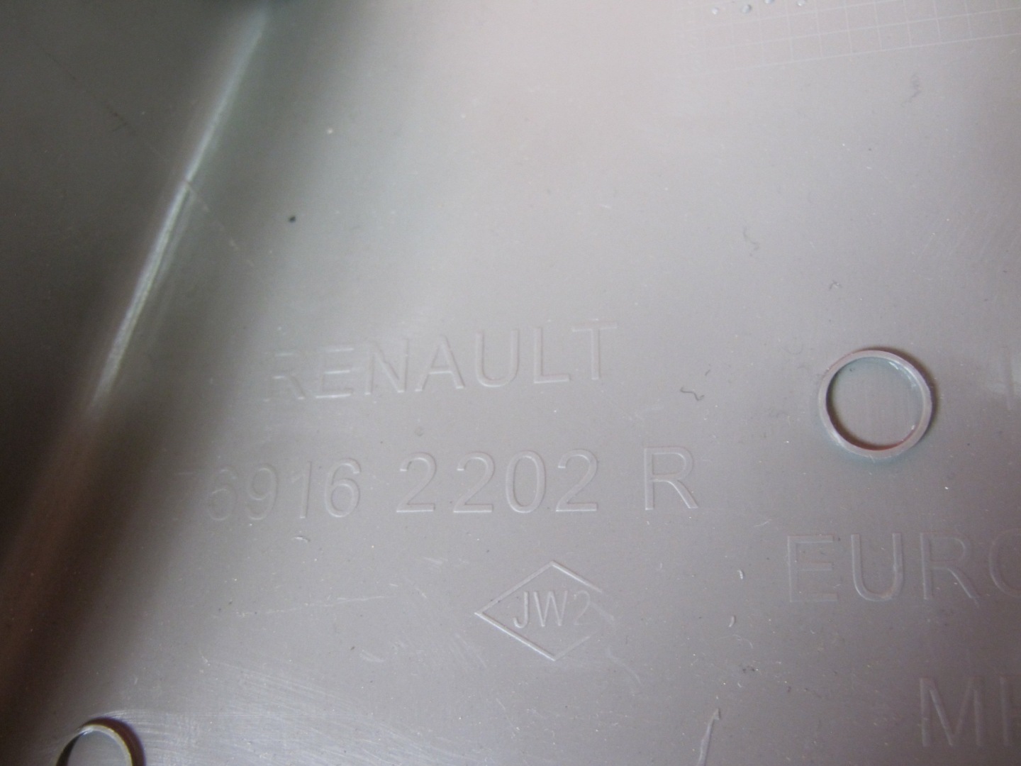 RENAULT ZOE cap cover of the threshold SLUPKA left