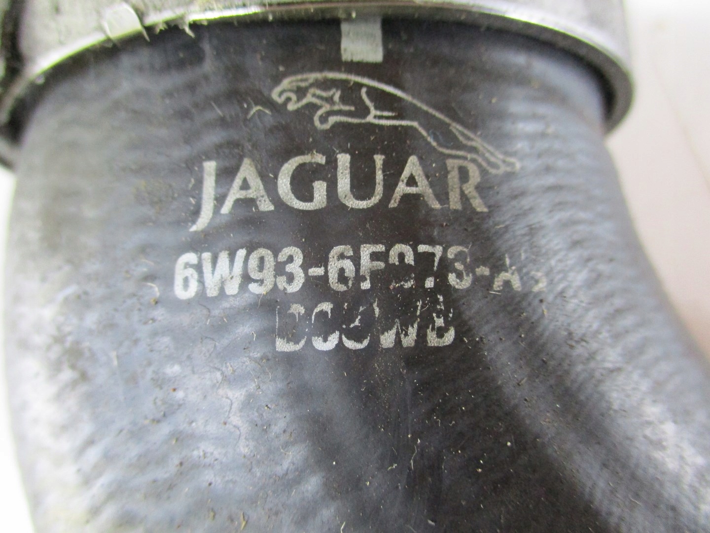 hose pipe Jaguar XF 2.7D 6W93-6F073-AB