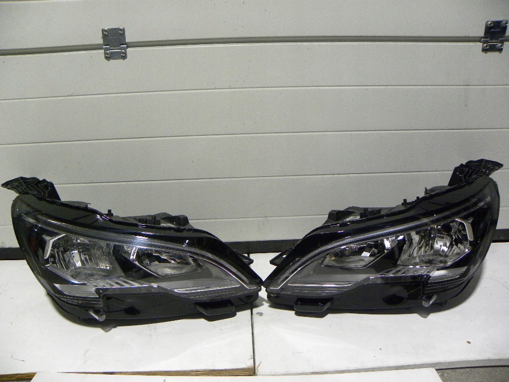 Frontscheinwerfer Peugeot 3008 9810478180 LED Links Scheinwerfer Headlight - Thumbnail 1