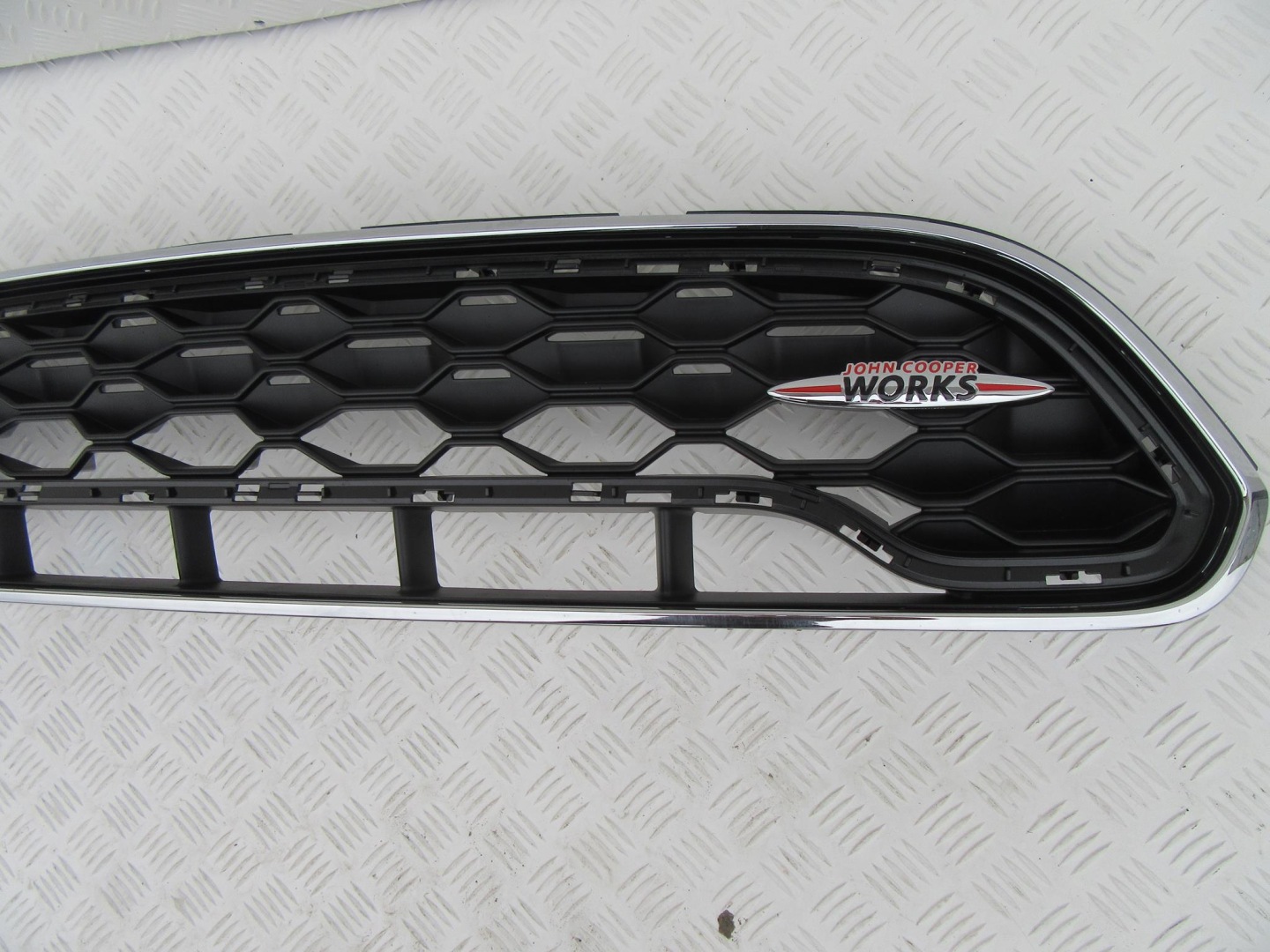 Mini Countryman F60 Kühlergrill FRONTGRILL Kühlergitter 7405405 - Thumbnail 3