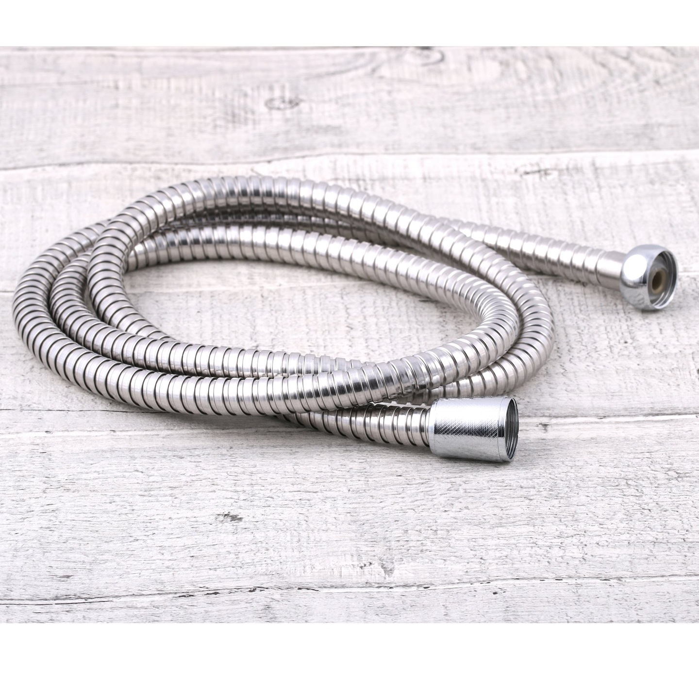 Душевой шланг-распылитель растягивается на 1,5-1,8 м купить в украине ...