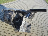 quarter front right Mercedes W221