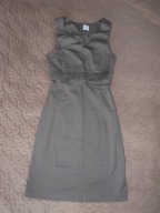 Beżowa elegancka sukienka bez rękawów Camaieu 36