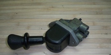 КЛАПАН РУЧНОГО ТОРМОЗА DAF CF65 75 85 XF DPM92D