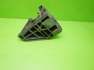 Кронштейн кронштейн генератора renault scenic 1 1.6 8v в Украине, фото thumb