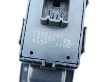фото thumb №4, 13301889 кнопка стекло задняя коричневый opel insignia