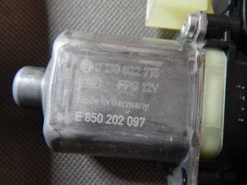 фото thumb №4, Skoda superb 3v механизм стекло левый задняя 3v0839461