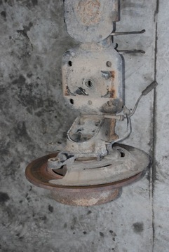 фото thumb №4, Балка подвеска задняя+ тормозные диски abs master iii 2.3