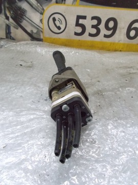 фото thumb №2, Важіль клапан гальма ручного mercedes atego ii