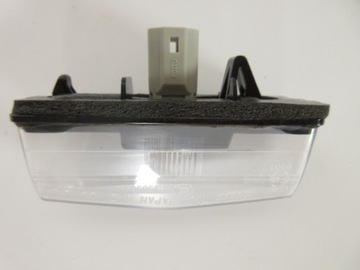 фото thumb №1, Prius plus освещение номерного знака регистрационный