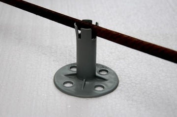 DYSTANS zbrojeń WYLEWEK 6cm podkładka STOPKA 50szt