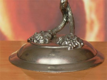 ПОДСВЕЧНИК ЖЕНЩИНА В ВИНОГРАДНЫХ ЛОЗАХ ОЛОВО ** VERONESE