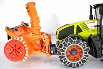 Трактор BRUDER 03017 Claas 950 со снегоочистителем и съемными цепями