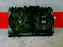 Hyundai Купе II 2002 - 2009 Радиатор охлаждения комплект. 2.0b.