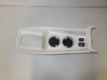 PRIUS IV защита тунель середина