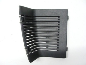 opel ASTRA III H заглушка багажника правая 24464171