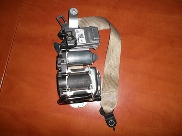 Mercedes c class w204 seat belt beige, фото