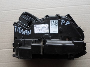 Vw tiguan 5na door lock right front door 5nb837016a, фото
