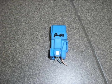 Nissan primera right-11 relay 25230 9f900, фото