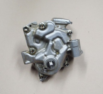 Zr avensis auris 06-18 verso corolla oil pump, фото