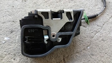 Bmw 5 e60 sedan door lock left rear door, фото