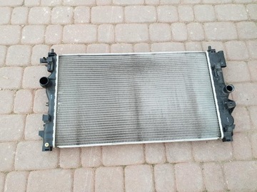 Радіатор водяний opel zafira c 13267622, фото