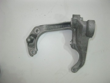 Audi s4 a4 8w 3.0 tfsi кронштейн опора 06m260886j, фото