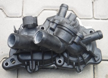 Audi a3 vw golf water pump thermostat 04e121042c, фото