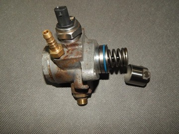 Audi q3 8u 1.4 tfsi fuel pump 04e127026g, фото