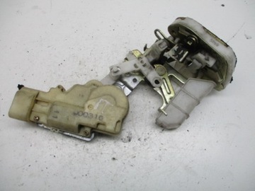 Yaris verso door lock right rear 2 contacts, фото