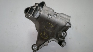 Audi vw seat кронштейн опора двигателя 04c199207ad, фото