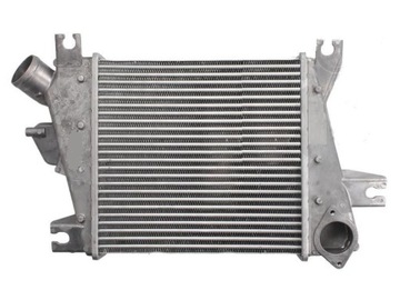 Радіатор інтеркулер nissan x-trail t30 2.2 dci 14461eq400 14461eq405, фото