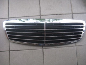 Atrapa grill Mercedes