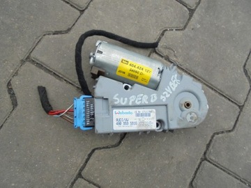 SILNICZEK SZYBERDACHU 4B0959591G SKODA SUPERB 1
